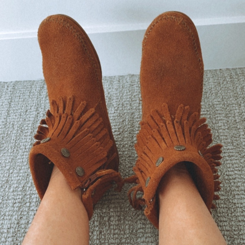 Minnetonka Double Fringe Side Zip Boot - image 4